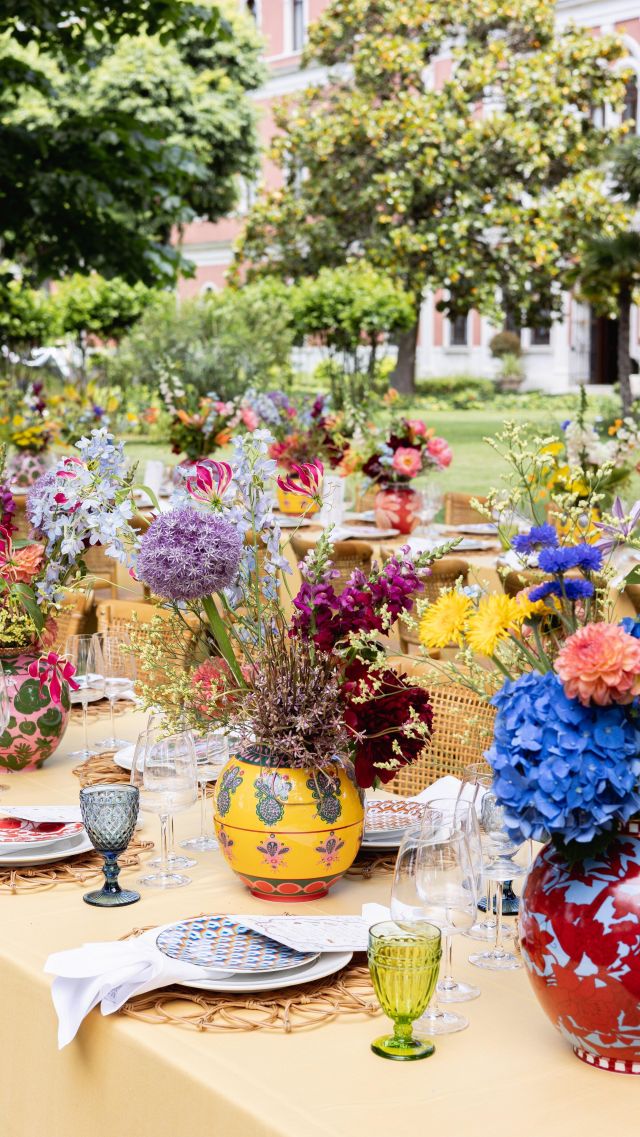 Setting up a vibrant garden party at San Clemente Palace Kempinski in Venice was a whirlwind of activity and creativity. We loved how the designs came out. 

Planning: @jzevents
Design: @lakecomoweddings
Location: @sanclementepalacekempinski
Entertainment: @nuart_events
Florals: @tearosevents
Sound & Lighting: @blunotteventi
Printed Goods: @letterink

#TheLakeComoWeddingPlanner #Venice #Venezia #Kempinski #SanClementePalace #Wedding #WeddingDesign #DestinationWedding